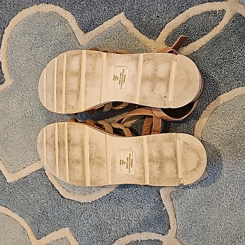 Sandals - Picture 3 of 3